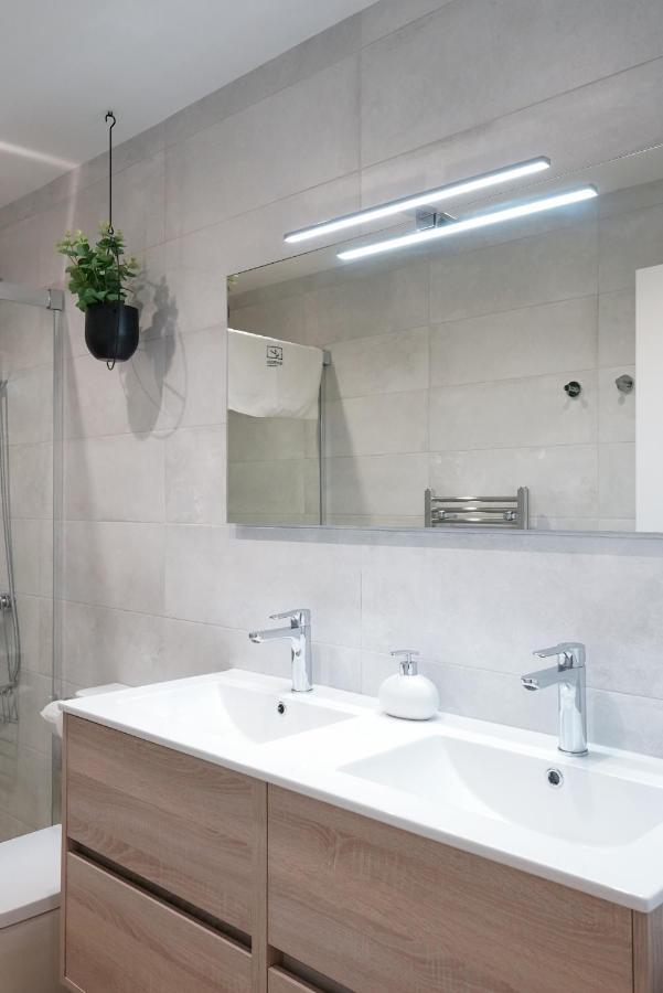 Apartaments La Rambla - Arbequina - 6 Persones Корднуделла Екстер'єр фото